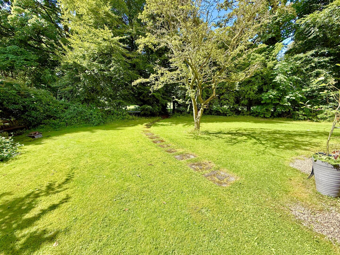 Glenside Grove, West Kilbride
